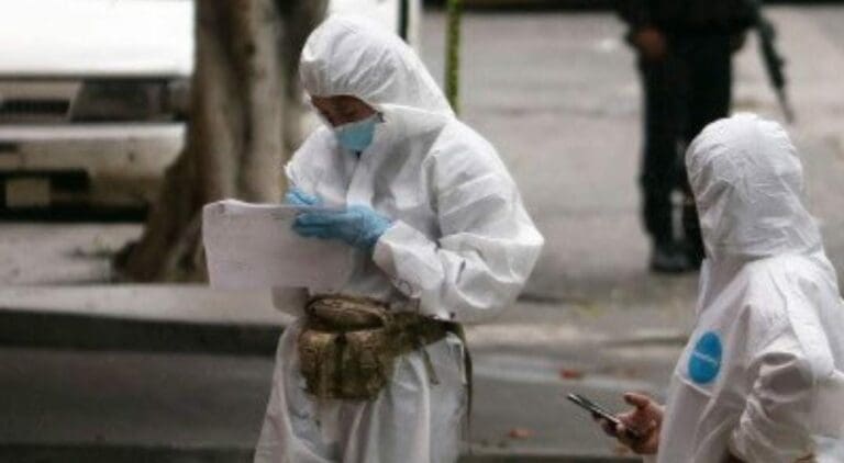 Perro que llevaba una pierna humana permitió hallar fosa clandestina en Irapuato