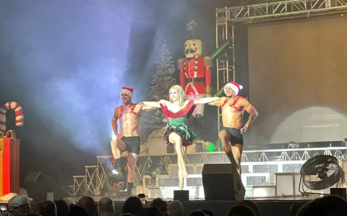 Por 'sexualmente explícito', Florida investiga espectáculo 'drag' al que habrían acudido niños