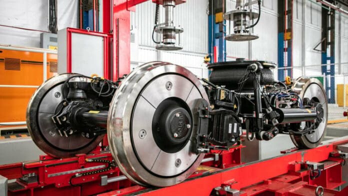 Manos mexicanas, ADN francés y alemán moldean el Tren Maya