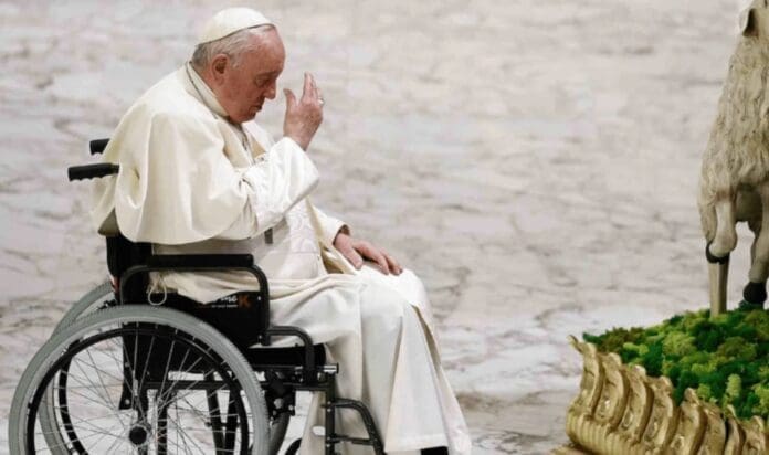 Papa Francisco firmó carta de renuncia en caso de ponerse mal de salud