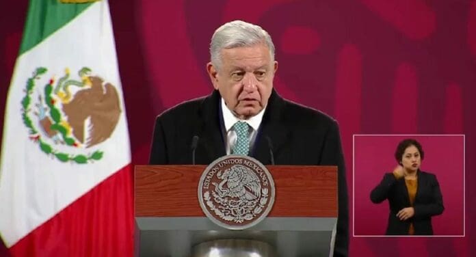 AMLO se solidarizo con Ciro Gómez Leyva luego de que el periodista fuera víctima de un atentado la noche de este jueves.