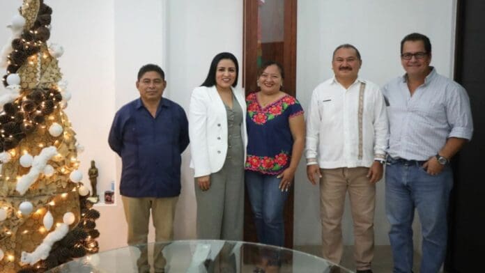 Sostiene Blanca Merari reunión con delegado del INMAYA