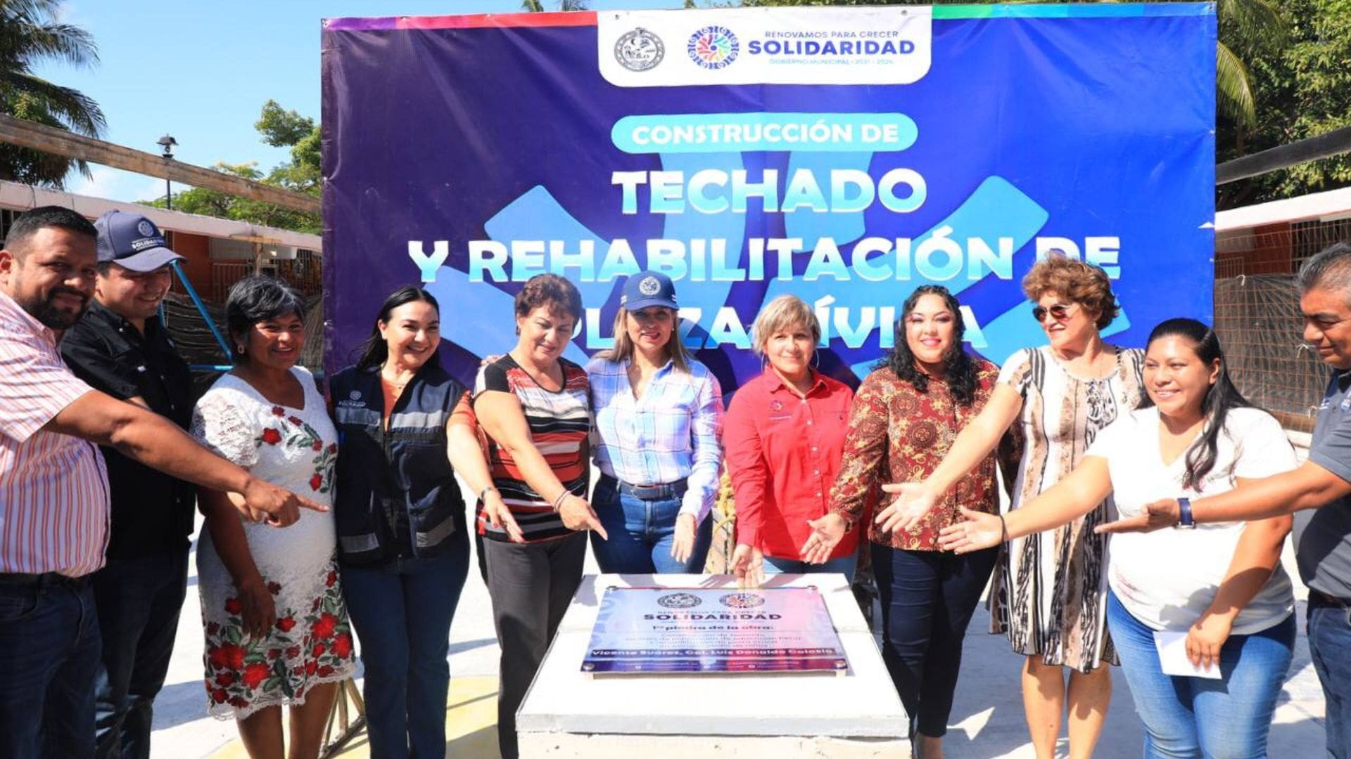 Ponen primera piedra de domo en kinder