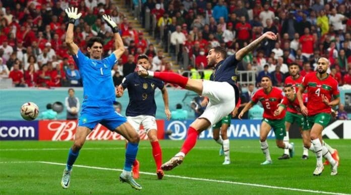 Francia sufrió pero le ganó a Marruecos, por lo que este domingo intentará de nuevo ser campeón del mundo. Va contra Argentina.