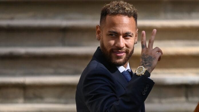 Absuelven a Neymar de cargos de corrupción y estafa en España