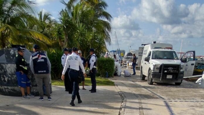 Hallan segundo cuerpo, tras accidente náutico en la laguna Nichupté; continúa búsqueda de otras dos personas