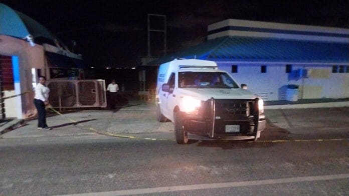 Un muerto y tres desaparecidos, saldo preliminar de choque entre embarcaciones en la Laguna Nichupté de Cancún