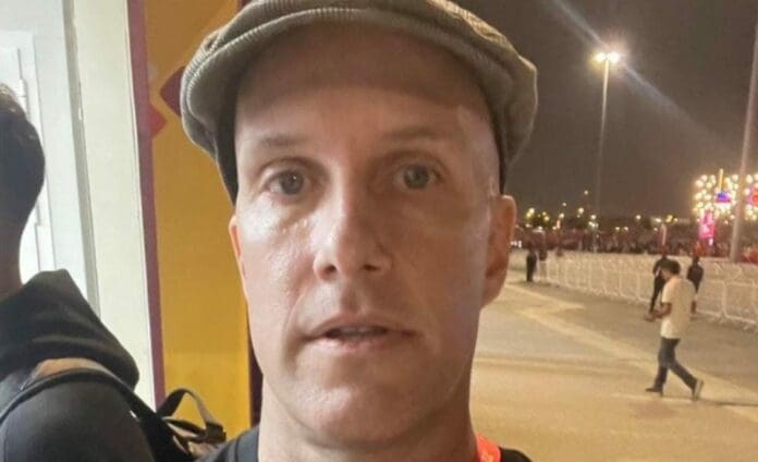 Se reporta la muerte del periodista deportivo Grant Wahl en Qatar; su hermano sospecha que podría haber sido asesinado.