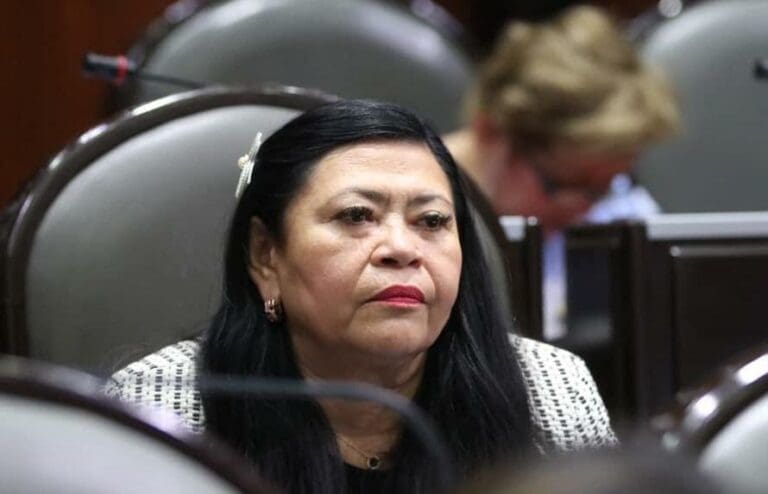 Diputados locales cambian de comisión legislativa