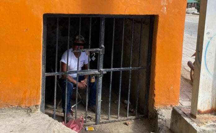 Oaxaca tiene un grave problema con la basura. Por ello empezaron a llevar los desechos a otras localidades, lo que a muchos no les gustó.