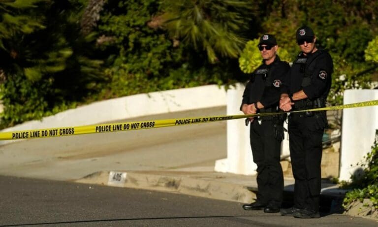Niño le quita la vida a su madre porque se negó a comprarle un juguete en Amazon