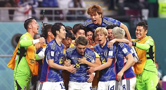 Japón derrotó a dos campeones del mundo en la fase de grupos, lo que nadie esperaba. Y dejó fuera a Alemania de Qatar.