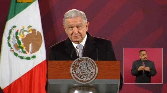 AMLO calificó este día como enemigo político al ingeniero Cuauhtémoc Cárdenas, quien antes ha sido su aliado.