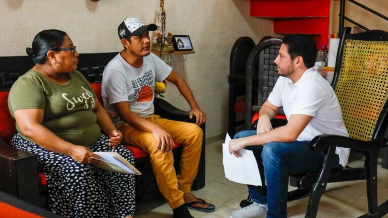 Más de 350 cozumeleños ya encontraron apoyo en la Casa de Gestión del diputado Renán Sánchez