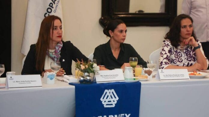 Reafirma Ana Patricia Peralta diálogo y apertura con cámaras empresariales de Cancún