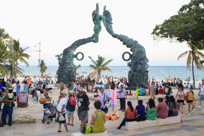 Explica Ieqroo la redistritación local en Quintana Roo; Playa del Carmen tendrá más diputados 