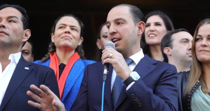 VIDEO “Rateros, amigos de García Luna”, gritan a Marko Cortés, Creel y más panistas