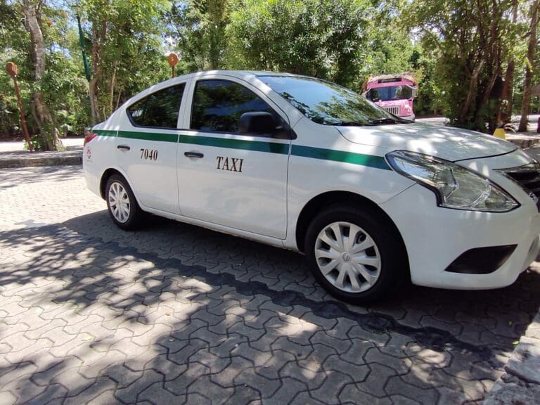 Un día sin taxistas: Llaman a no usar taxis el 27 de enero por golpizas a Uber