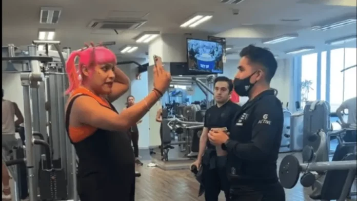 VIDEO Diputada trans María Clemente García acusa clasismo por no dejarla poner reggaetón en el gym