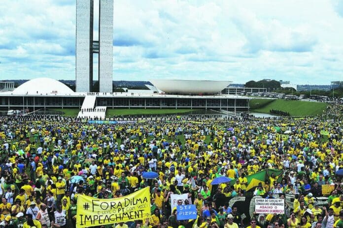 El mundo condena el asalto a las instituciones en Brasil