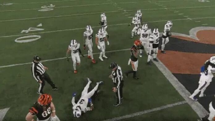 Damar Hamlin jugador de los Buffalo Bills de la NFL colapsó en pleno partido; se encuentra en estado crítico