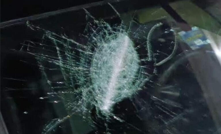 El periodista Armando Omar Castro fue atacado cuando iba a bordo de su vehículo con su hija y un sobrino en Sonora.