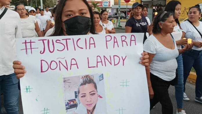 Marchan mujeres y taxistas en Chetumal para pedir justicia por Landy