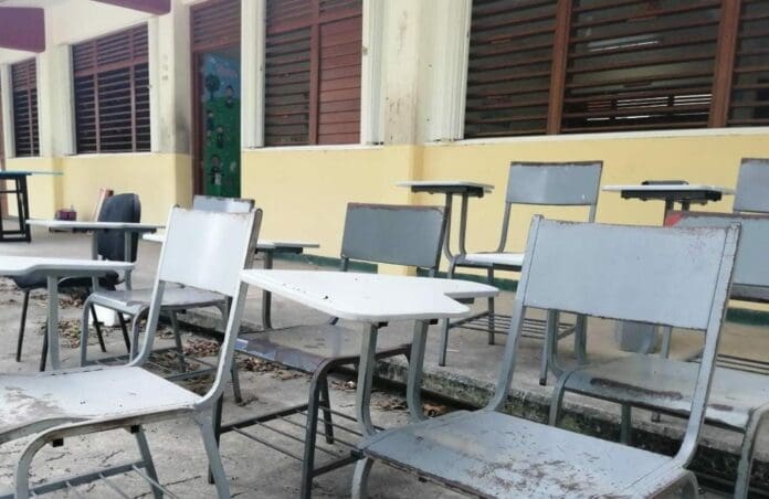 Piden autoridades educativas que se refuerce la vigilancia en escuelas de nivel básico