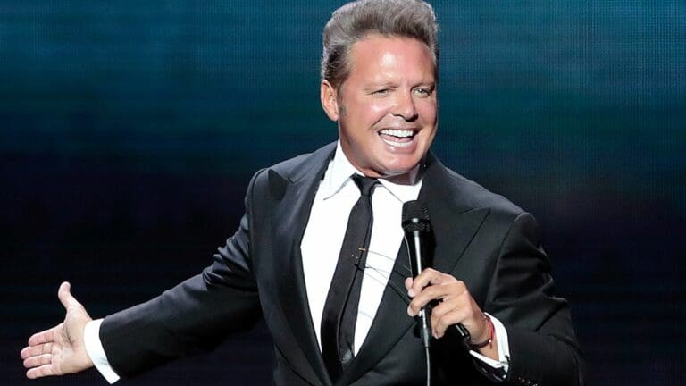 “¿Y los boletos gratis?”: Hackean el Twitter de Luis Miguel