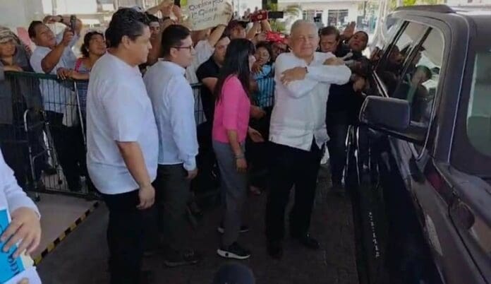 Inicia AMLO supervisión del Tren Maya en Quintana Roo