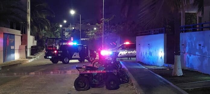Atacan a balazos a un hombre en club de playa ‘Martina’ de Playa del Carmen