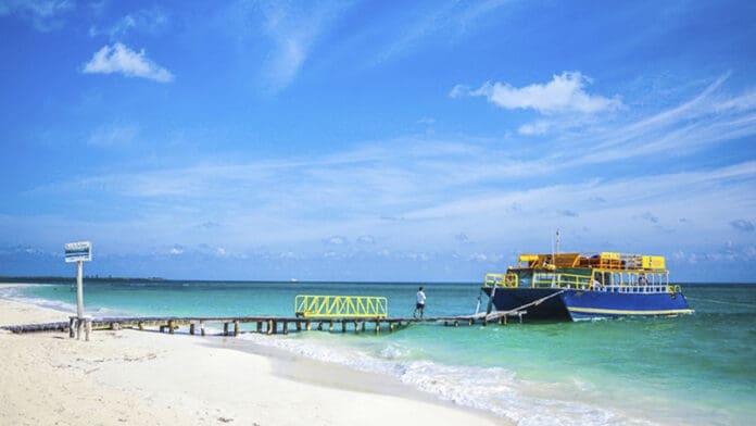 Nominan a Isla de la Pasión como mejor destino de romance en México