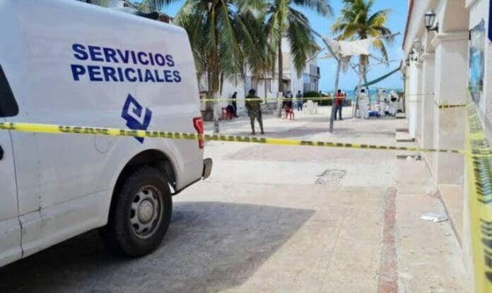 Encuentran cuerpo de hombre con 'tiro de gracia' en una playa de Xpuha