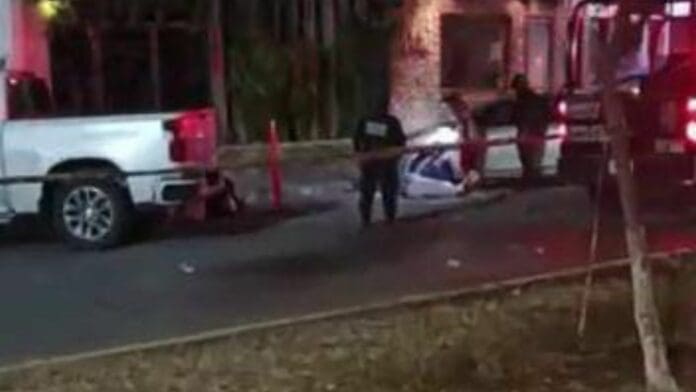 Ejecutan a un hombre en céntrica avenida de Tulum