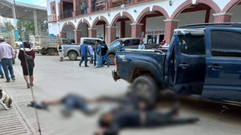 Asesinan a cinco personas cerca del palacio municipal de Santiago Amoltepec, Oaxaca