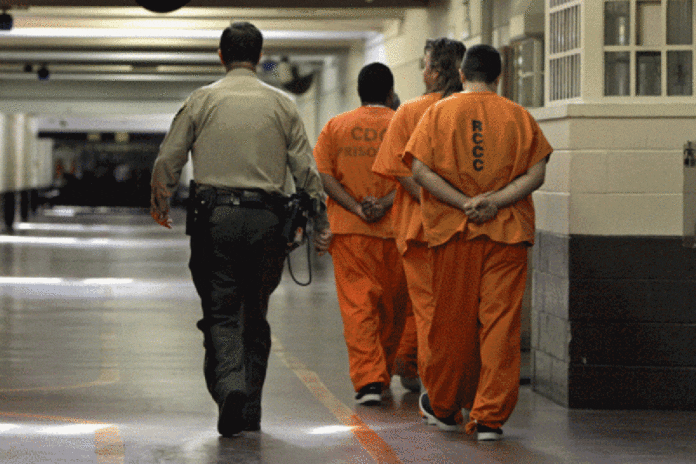 Proponen donación de órganos para reducir penas a reos en EEUU