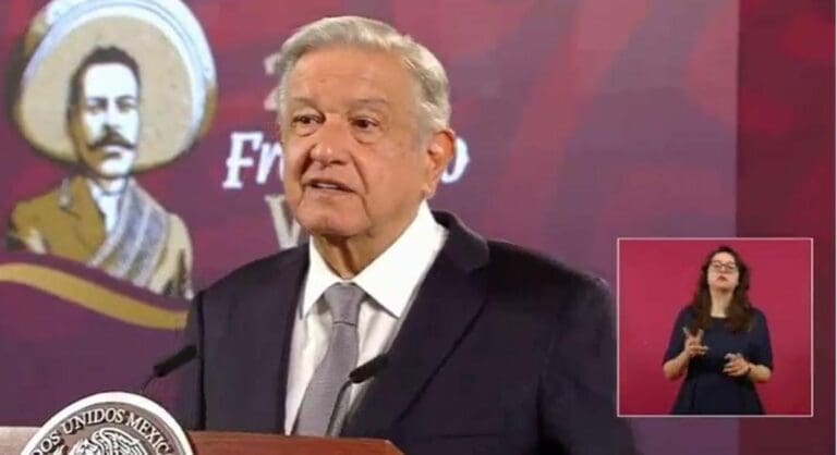 Video: AMLO da el pésame por muerte de migrantes luego de culparlos del incendio
