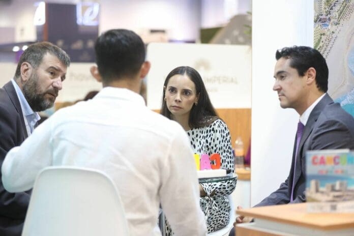 Sostiene Ana Patricia Peralta reuniones de trabajo con cadenas hoteleras