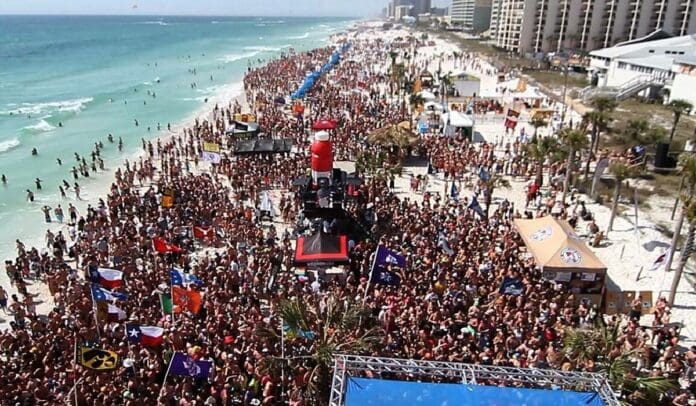 Alerta contra Cancún, sin base legal; es para que spring breakers se queden en su país: Jesús Almaguer