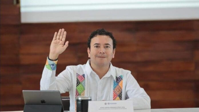 El terreno donde se encuentra ubicada la Cruz Roja de Playa del Carmen será dado en comodato, asegura Adrián Pérez Vera.