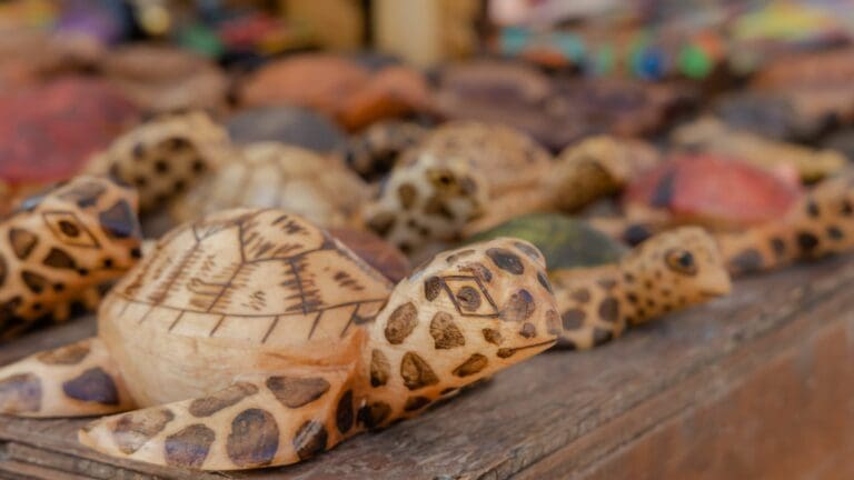 Ya usan 25 artesanos la marca ‘Hecho en Tulum’