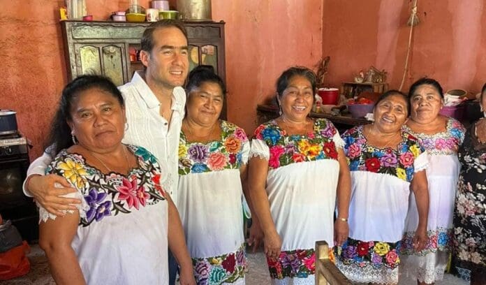 Diego Castañón fue clave para que Marciano Dzul Caamal ganara la Presidencia Municipal de Tulum en el 2018.