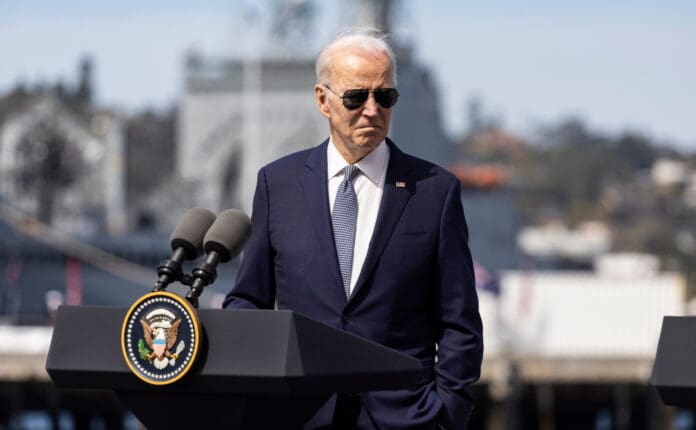 Biden anuncia medidas para restringir venta de armas en Estados Unidos
