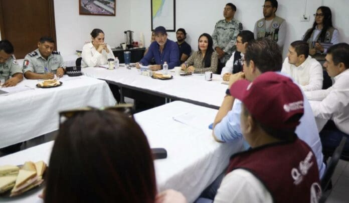 Encabeza Blanca Merari reunión de trabajo por el traslado de balasto en Puerto Morelos