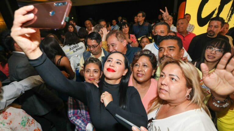Sandra Cuevas llama a los líderes políticos de PAN, PRI, y PRD, a dejar de lado la tibieza rumbo al 2024