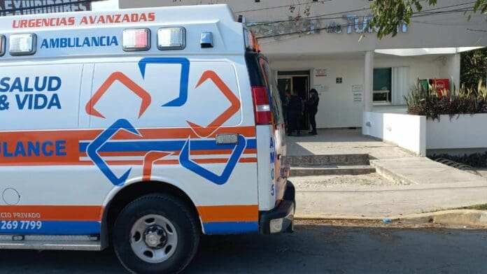 Esta tarde, una pareja de motociclistas fue atacada a balazos, resultado herida una mujer en el municipio de Tulum.