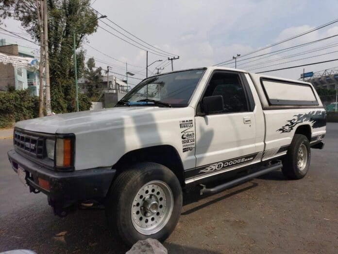 Advierten de banda de cerrajeros ladrones, roba coches en la Colonia Ajusco