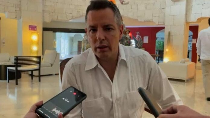 Alejandro Murat Hinojosa, ex gobernador de Oaxaca y aspirante del PRI a la candidatura a la Presidencia de la República visitó Cancún