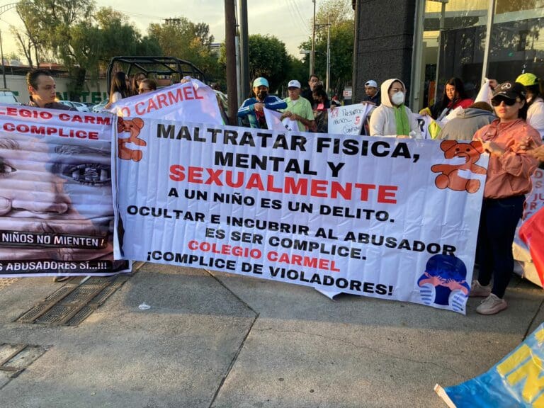 Detienen en Acapulco a maestro acusado de abusar de 20 niños del Colegio Carmel