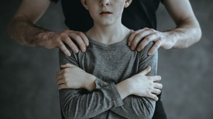 Investigan a dos docentes de CBTIS por abuso sexual en Quintana Roo